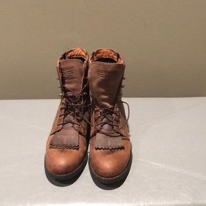 Ariat Roper Boots like new 8.5B
